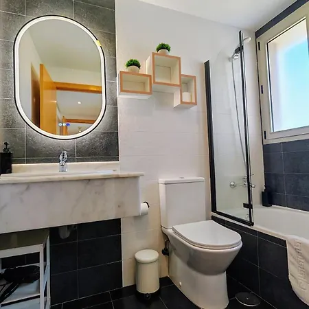Floor 29 - Two-bedroom With Sea Views דירה *