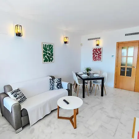 Floor 29 - Two-bedroom With Sea Views *