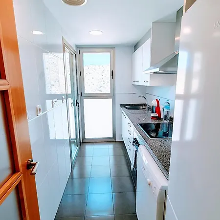 Floor 29 - Two-bedroom With Sea Views בנידורם