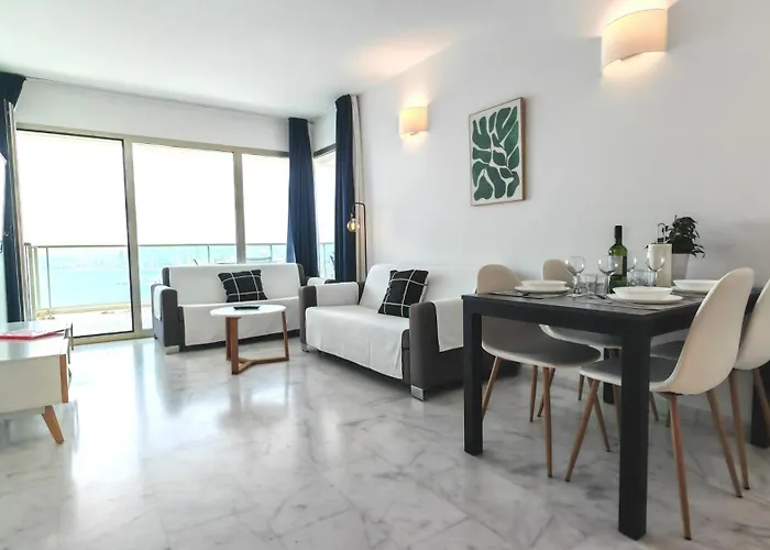 Floor 29 - Two-bedroom With Sea Views شقة