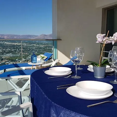 Апартаменты Floor 29 - Two-bedroom With Sea Views *